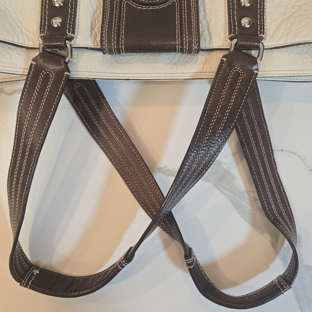 Coach Hamptom Pebbled Leather Turn Lock Sachel Tote Bag Brown Cream Medium 13960 - Picture 12 of 14